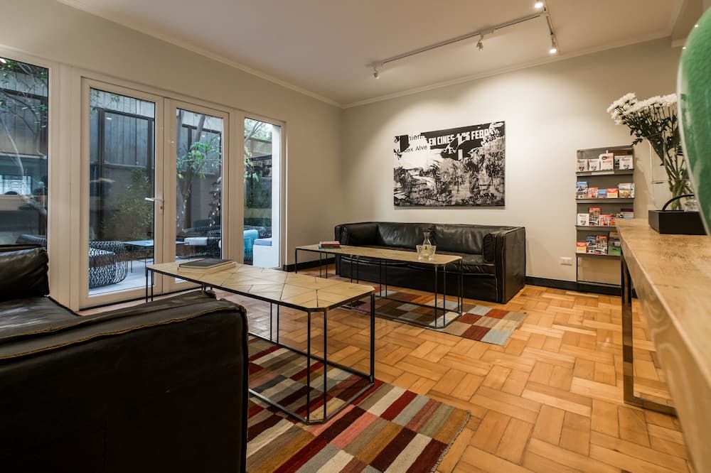 أبارت هوتل بي