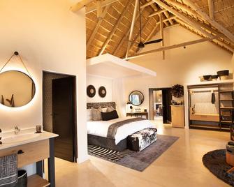 Serondella Safari Lodge - Hoedspruit - Bedroom