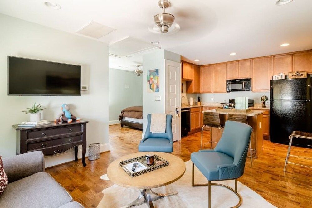 Apartment near Uptown Charlotte, North Carolina - שרלוט - סלון