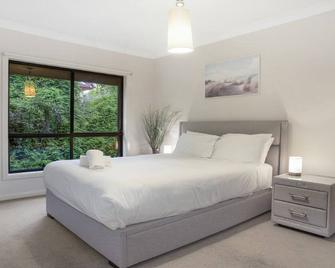 The Cherry Blossom Blackheath - Blackheath - Bedroom