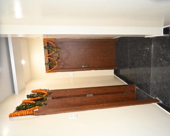Hotel Royal Radiant - Ranchi - Lobby