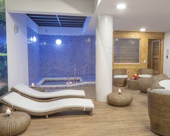 Apartamentos Regency La Feria - Bogotá - Spa