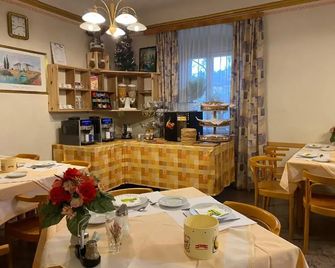 Pension - Alt - Strassgang - Graz - Ravintola