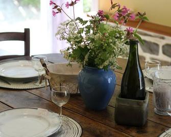Gite Saint-Sauveur-La-Pommeraye, 3 Bedrooms, 6 Persons - Saint-Sauveur-la-Pommeraye - Restaurante