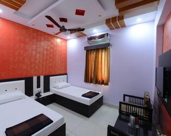Hotel Banwari Palace - Bikaner - Bedroom