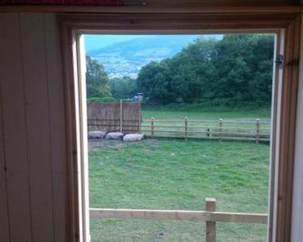 Tunnel Cottages at Blaen-nant-y-Groes Farm - Aberdare - Balkon