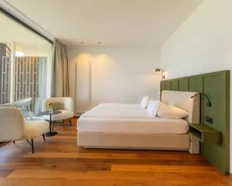 Hotel Tenz - Montagna/Montan - Bedroom