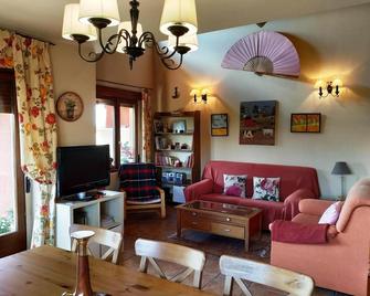 Cuarenta y Ocho Luces - Buniel - Living room