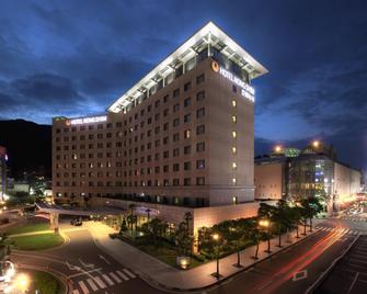 農心酒店 - 釜山 - 建築