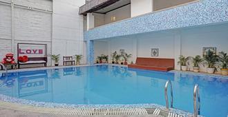瑪律瓦爾花園酒店 - 久德浦 - 焦特布爾 - 游泳池
