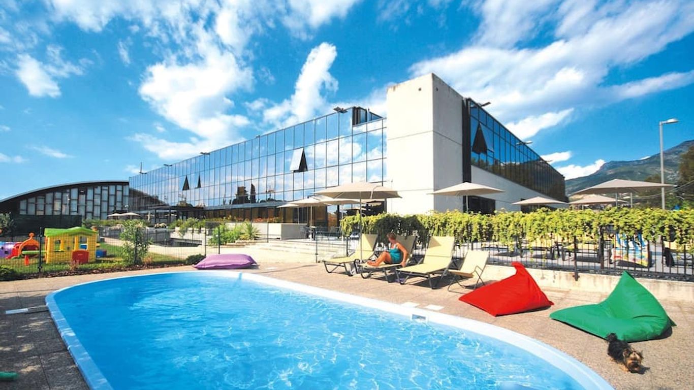 Riviera Palace Residence