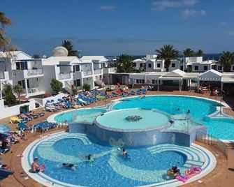 Atlantis Las Lomas - Puerto del Carmen - Piscina