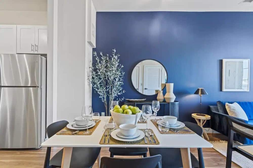 Deluxe Executive Old Town Apt w/Dedicated Office - אלכסנדריה - חדר אוכל