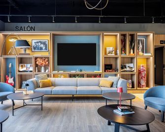 ibis Madrid Norte Las Tablas - Madrid - Lounge