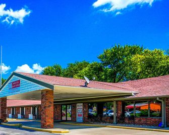 Hotel Arthur By OYO Glenwood Hwy 34 - Glenwood - Edificio