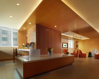 Holiday Inn Express Tangshan Downtown By IHG - Tangshan - Recepción