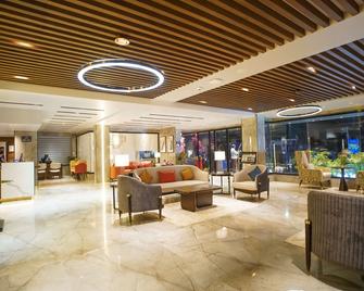 Ishaan Sarovar Portico Deoghar - Deoghar - Lobby