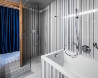 Met Boutique Hotel - Zagreb - Balcón