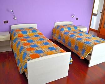 B&B Reginetta - Casteggio - Bedroom