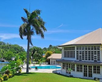 Yatu Lau Lagoon Resort Fiji - Pacific Harbor - בריכה
