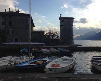 Hotel Cassone - Malcesine - Outdoors view