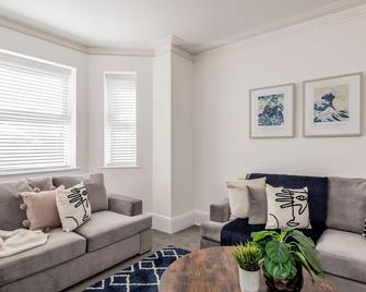 Host & Stay - The Haven at Church Road - Gorleston-on-Sea - Living room