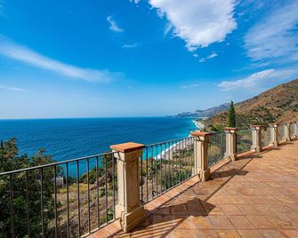 Baia Taormina - Cdshotels - Forza d'Agro - Balkon