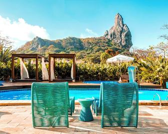 Dolphin Hotel - Fernando de Noronha - Piscina