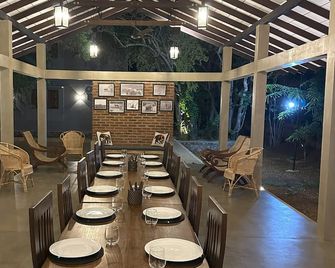 The Den at Yala - Kataragama - Restaurace