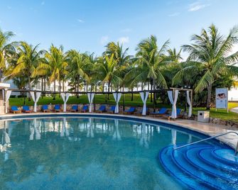 Hotel Dos Playas Faranda Cancun - Cancún - Pool
