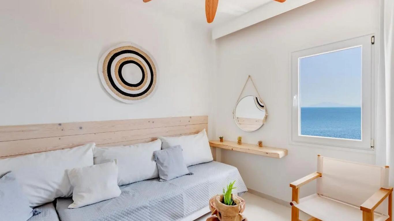 Faros Resort