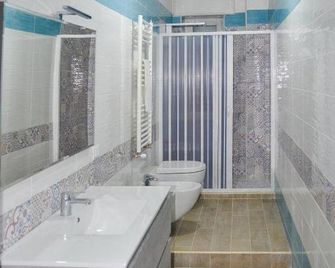 Clotilde - Bisceglie - Baño