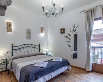 Hotel Rural VII Carreras By Vivere Stays - Morille - Bedroom