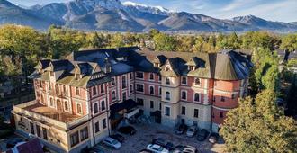 Grand Hotel Stamary Wellness & Spa - Zakopane - Building