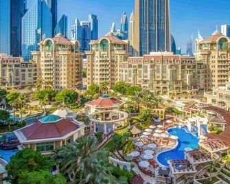 Swissôtel Al Murooj Dubai - Dubai - Building