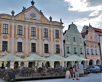 Hotel U Cerneho Orla - Telč