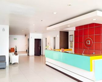 Amaris Hotel Panakkukang - Makassar - Vastaanotto