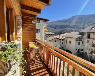 Azzurro Mountain Lodge - Stenico - Balcone