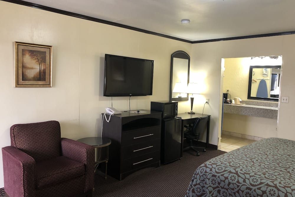 Flamingo Inn thumbnail 3
