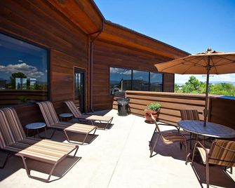 Carson Valley Motor Lodge and Suites - Minden - Balkón