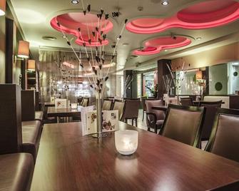 Kolping Hotel Spa & Family Resort - Alsópáhok - Restaurante