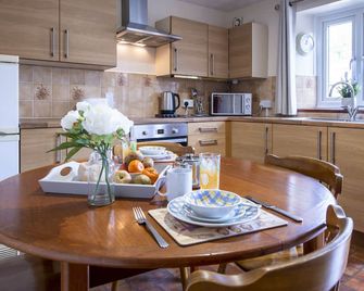 Corner Cottage - Leyburn - Restaurant