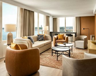 Delta Hotels by Marriott Sault Ste. Marie Waterfront - Sault Ste Marie - ห้องนอน