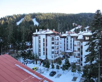 Borovets Holiday Apartments - Different Locations in Borovets - Borovets - Budynek