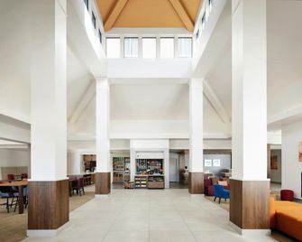Hilton Garden Inn Providence Airport/Warwick - Warwick - Lobby