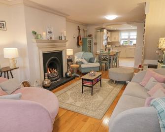 3 Coastguard Station, Family Friendly In Rathmullan, County Donegal - Rathmullan - Sala de estar