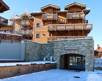 Magnifique duplex 3 chambres à Courchevel avec balcon, parking, et WIFI - FR-1-575-107 - Courchevel - Gebäude