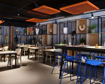 Ibis Styles Abidjan Plateau - Abidjan - Ravintola