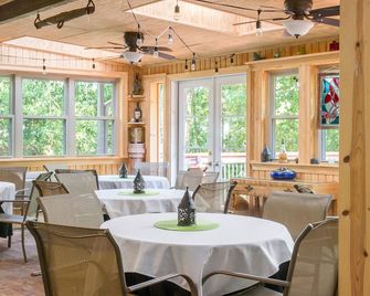 The Stockade Bed and Breakfast - Baton Rouge - Restaurant