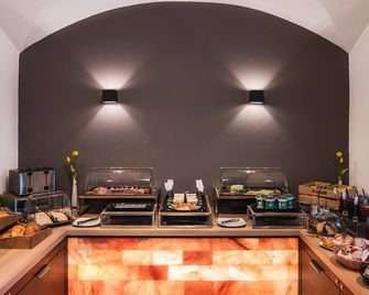 Villa Sonnenhof Boutique-Hotel - Bad Reichenhall - Buffet